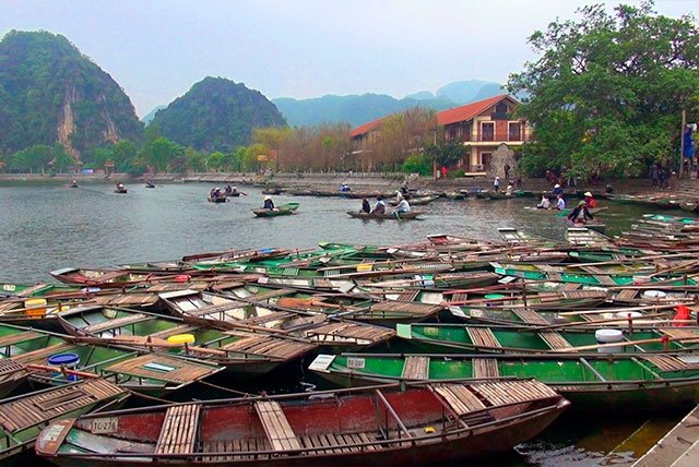 Im ländlich grünen Gebiet von Ninh Bình