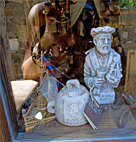 Marco Polo Minibüste im Schaufenster