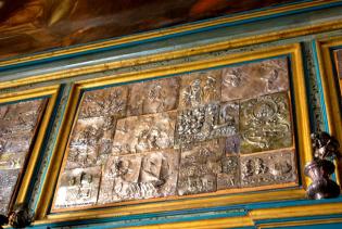 Silbertafeln in der Wallfahrtskirche von Skrpjelatitle=