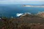Die Nordwestküste von Lanzarote mit Blick zur Nachbarinsel La Graciosa (Aussichtspunkt bei Guinate)