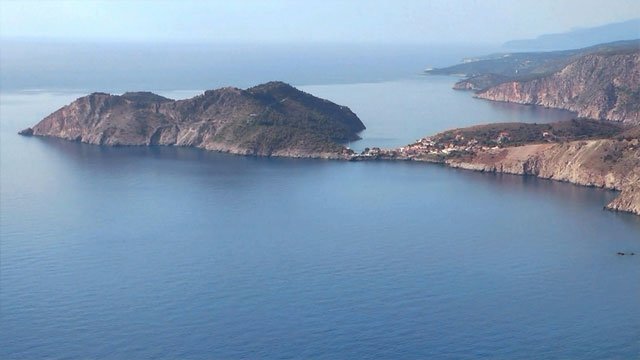 Assos